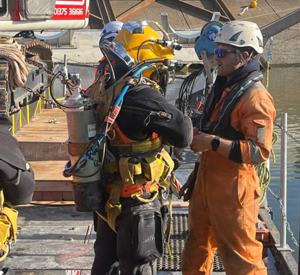 Commercial diving support